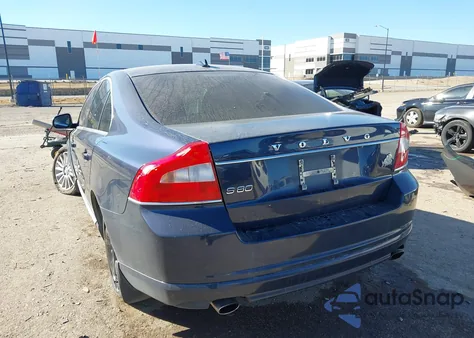 2013 Volvo S80 3.2/3.2 Platinum/3.2 Premier Plus z USA, uszkodzony, nr VIN YV1952AS9D1167018